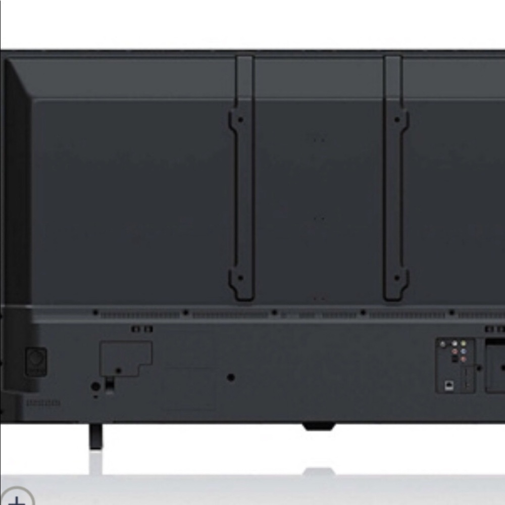 Tv with remote - Picture 5 of 5